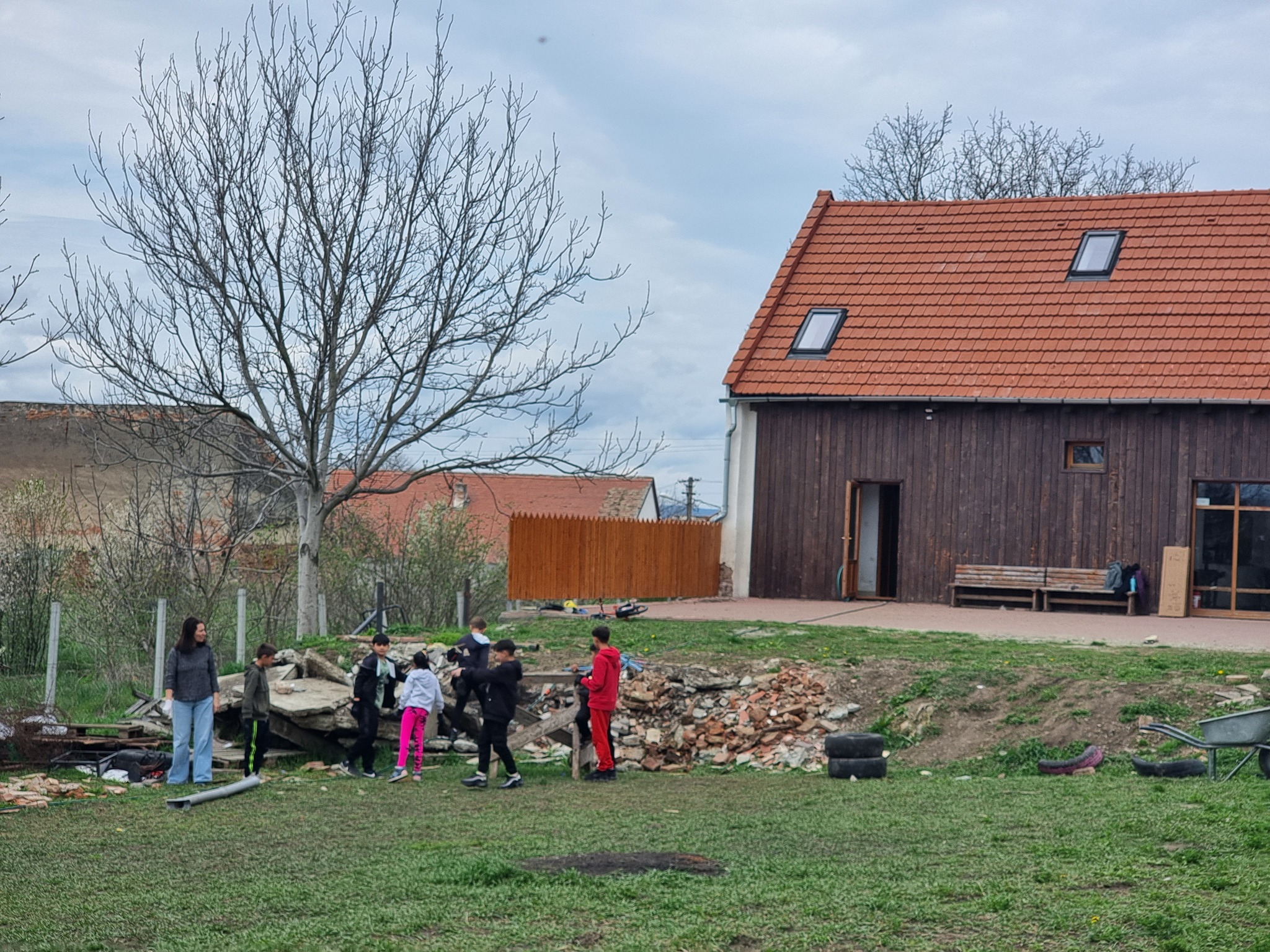 Șura Culturală Gușterița 4